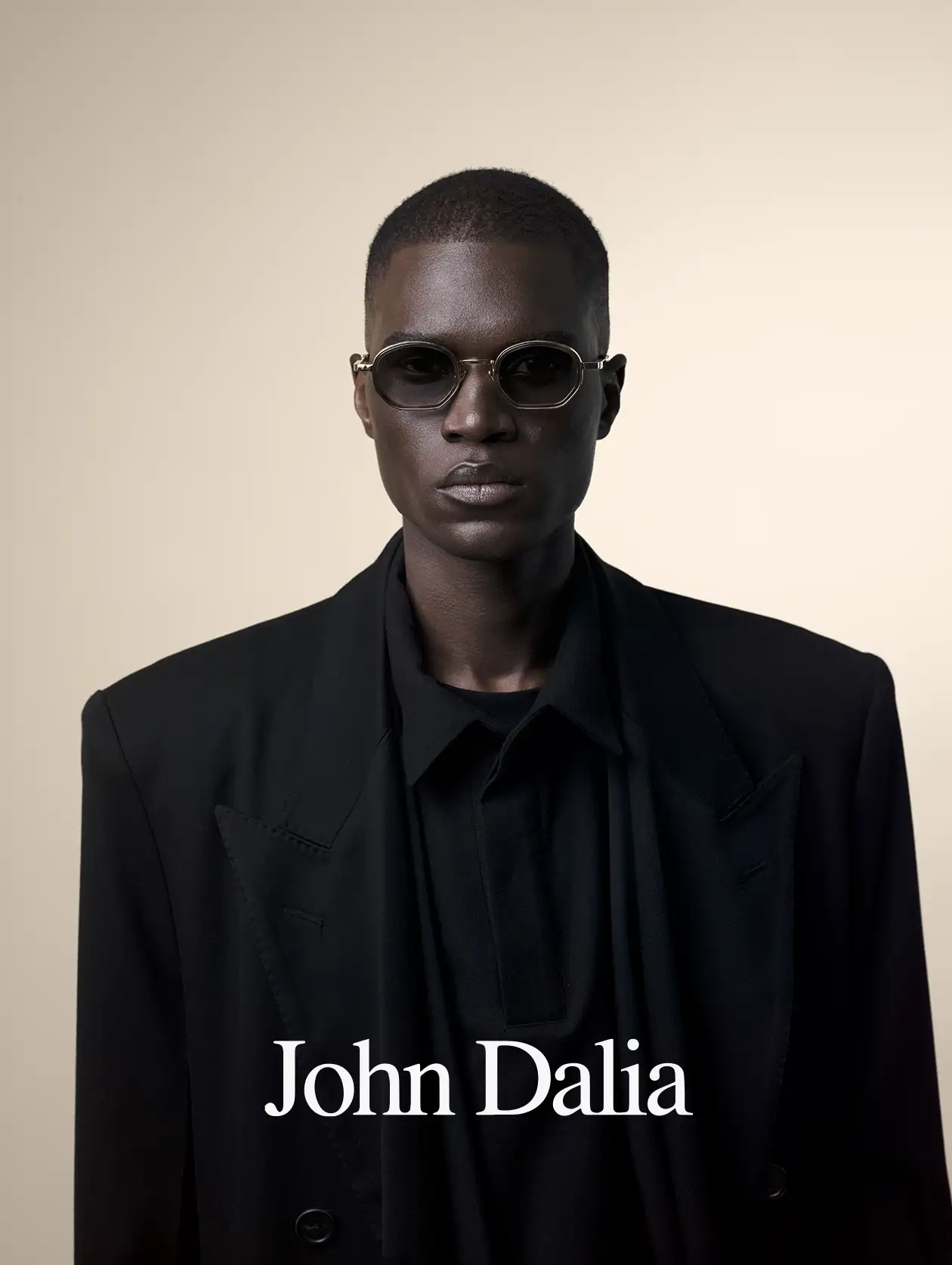 Lunettes John Dalia, désormais disponibles chez Winston Optique.