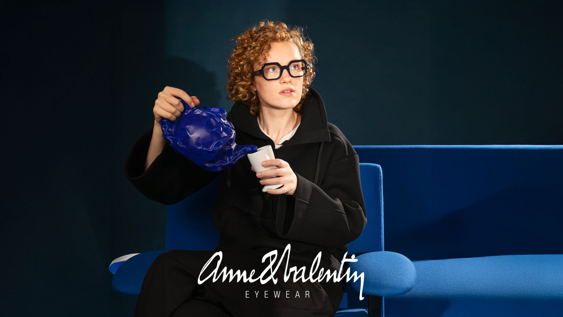 Élégance et originalité se rencontrent dans cette monture Anne & Valentin, désormais disponible chez Winston Optique.