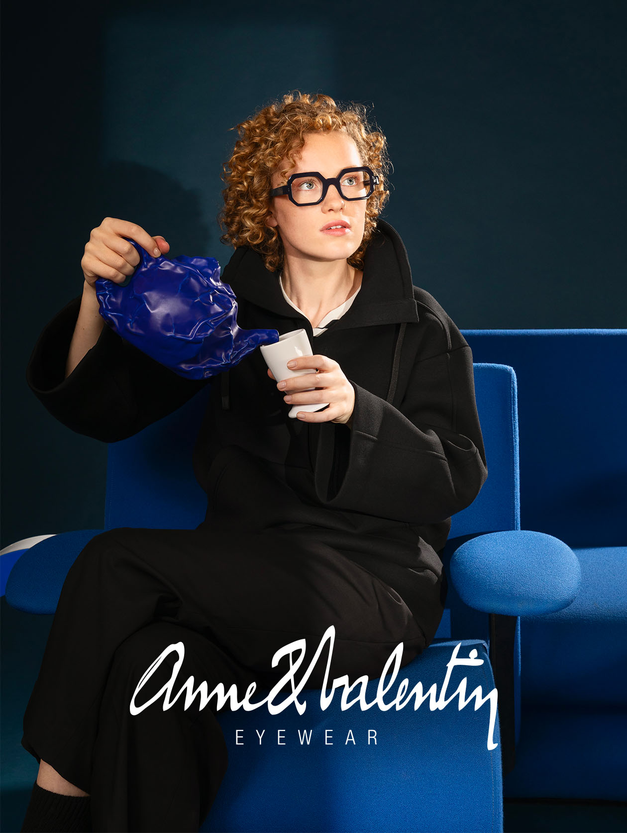 Élégance et originalité se rencontrent dans cette monture Anne & Valentin, désormais disponible chez Winston Optique.